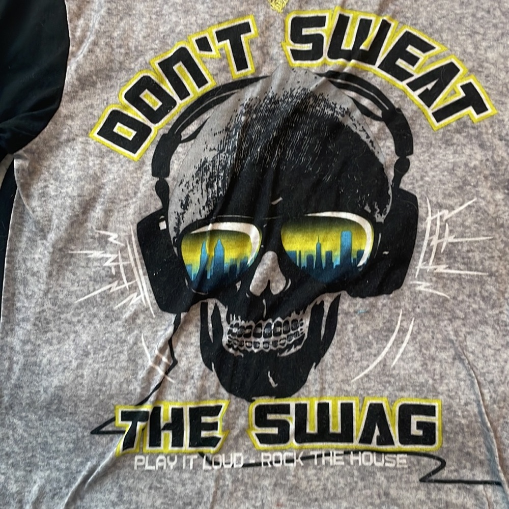 Boys skull pajamas matching set don’t sweat the swag Play it loud size L 10–12